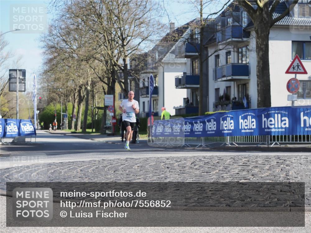 06.04.2025 - 44. Internationalen Wilhelmsburger Insellauf Luisa Fischer http://msf.ph/oto/7556852 06.04.2025 10:13:08 Ziel 4572 meine-sportfotos.de