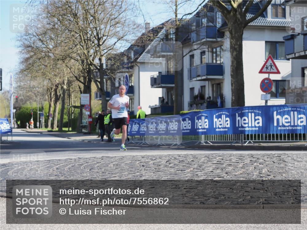 06.04.2025 - 44. Internationalen Wilhelmsburger Insellauf Luisa Fischer http://msf.ph/oto/7556862 06.04.2025 10:13:08 Ziel 4572 meine-sportfotos.de