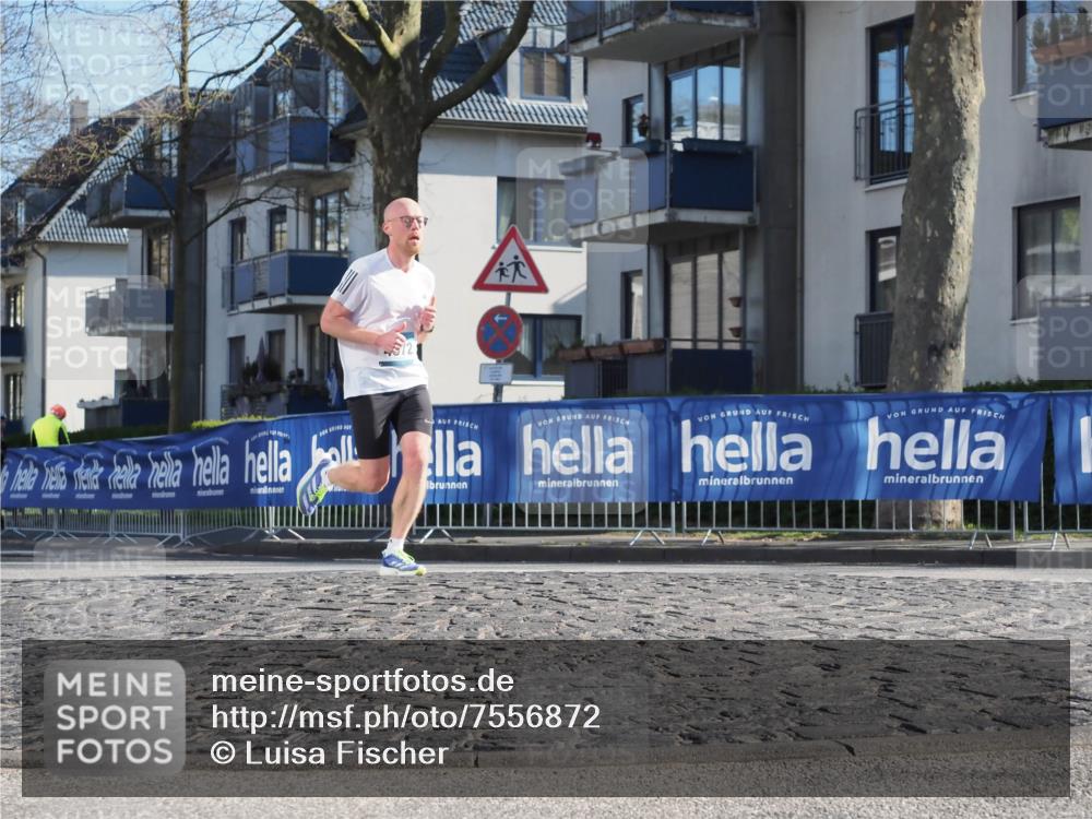 06.04.2025 - 44. Internationalen Wilhelmsburger Insellauf Luisa Fischer http://msf.ph/oto/7556872 06.04.2025 10:13:10 Ziel  meine-sportfotos.de