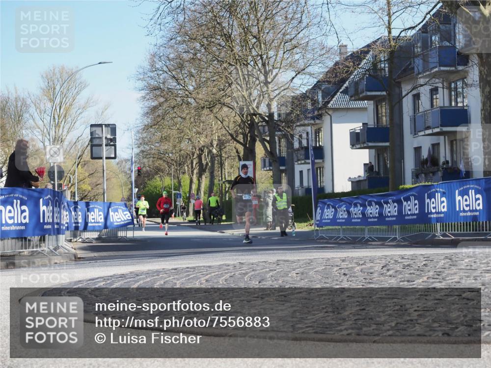 06.04.2025 - 44. Internationalen Wilhelmsburger Insellauf Luisa Fischer http://msf.ph/oto/7556883 06.04.2025 10:13:37 Ziel  meine-sportfotos.de