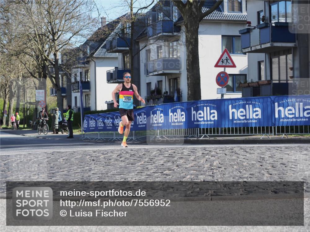 06.04.2025 - 44. Internationalen Wilhelmsburger Insellauf Luisa Fischer http://msf.ph/oto/7556952 06.04.2025 10:14:02 Ziel 3759 meine-sportfotos.de