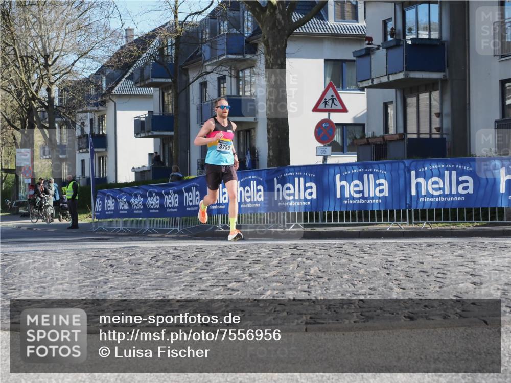 06.04.2025 - 44. Internationalen Wilhelmsburger Insellauf Luisa Fischer http://msf.ph/oto/7556956 06.04.2025 10:14:02 Ziel 3759 meine-sportfotos.de