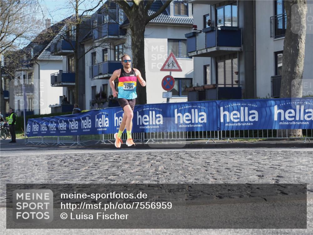 06.04.2025 - 44. Internationalen Wilhelmsburger Insellauf Luisa Fischer http://msf.ph/oto/7556959 06.04.2025 10:14:03 Ziel 3759 meine-sportfotos.de