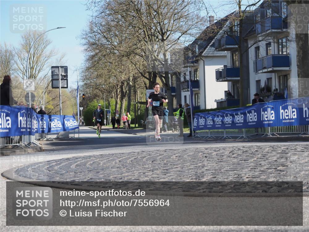 06.04.2025 - 44. Internationalen Wilhelmsburger Insellauf Luisa Fischer http://msf.ph/oto/7556964 06.04.2025 10:14:09 Ziel 4511 meine-sportfotos.de
