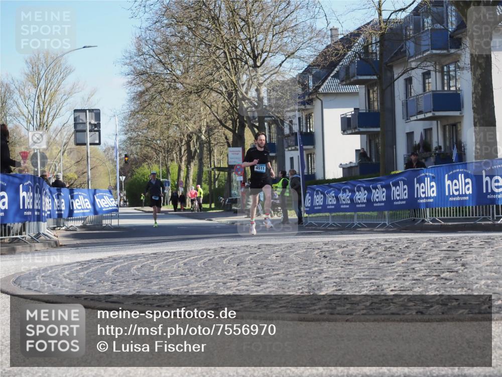06.04.2025 - 44. Internationalen Wilhelmsburger Insellauf Luisa Fischer http://msf.ph/oto/7556970 06.04.2025 10:14:10 Ziel 4511 meine-sportfotos.de