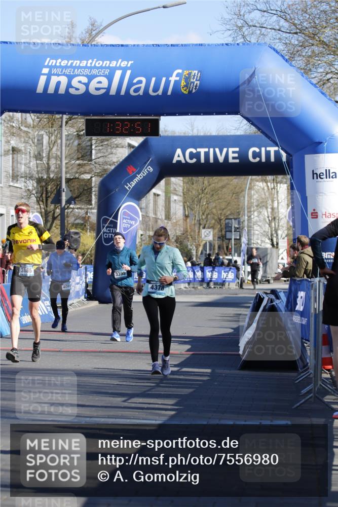 06.04.2025 - 44. Internationalen Wilhelmsburger Insellauf A. Gomolzig http://msf.ph/oto/7556980 06.04.2025 10:22:49 Ziel 3020, 3185, 3395, 3570, 4378 meine-sportfotos.de