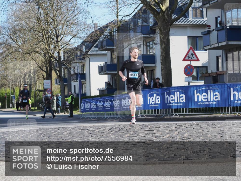 06.04.2025 - 44. Internationalen Wilhelmsburger Insellauf Luisa Fischer http://msf.ph/oto/7556984 06.04.2025 10:14:11 Ziel 4511, 3961 meine-sportfotos.de
