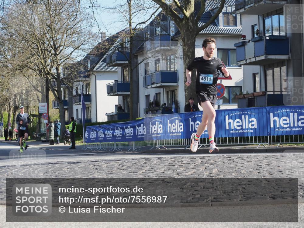 06.04.2025 - 44. Internationalen Wilhelmsburger Insellauf Luisa Fischer http://msf.ph/oto/7556987 06.04.2025 10:14:12 Ziel 3961, 4511 meine-sportfotos.de