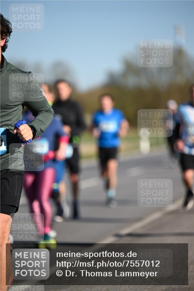 06.04.2025 - 44. Internationalen Wilhelmsburger Insellauf Dr. Thomas Lammeyer http://msf.ph/oto/7557012 06.04.2025 09:32:59 Laufen  meine-sportfotos.de