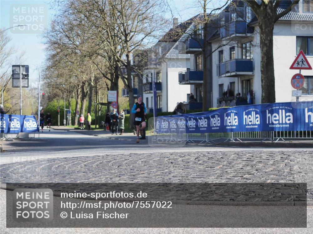 06.04.2025 - 44. Internationalen Wilhelmsburger Insellauf Luisa Fischer http://msf.ph/oto/7557022 06.04.2025 10:14:36 Ziel 3399 meine-sportfotos.de
