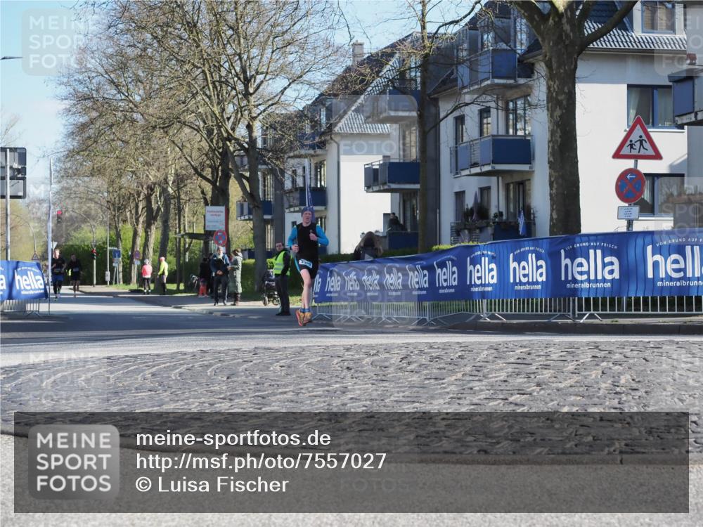 06.04.2025 - 44. Internationalen Wilhelmsburger Insellauf Luisa Fischer http://msf.ph/oto/7557027 06.04.2025 10:14:36 Ziel  meine-sportfotos.de