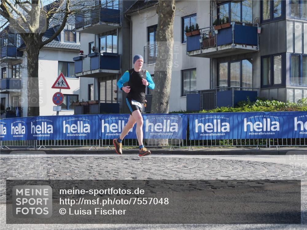 06.04.2025 - 44. Internationalen Wilhelmsburger Insellauf Luisa Fischer http://msf.ph/oto/7557048 06.04.2025 10:14:40 Ziel  meine-sportfotos.de