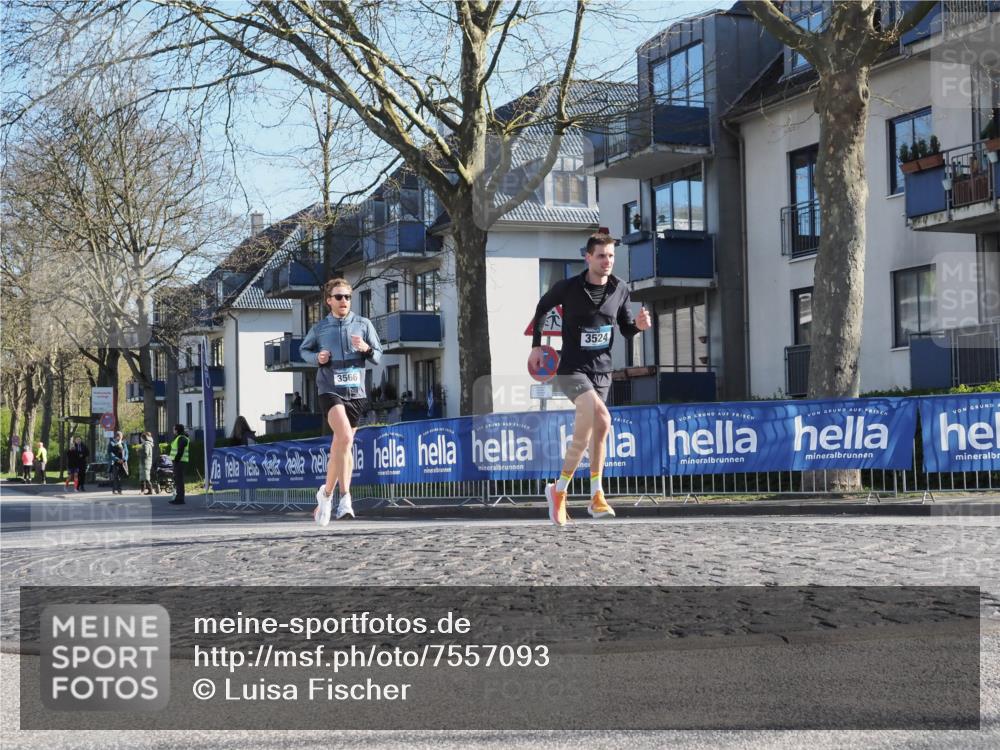 06.04.2025 - 44. Internationalen Wilhelmsburger Insellauf Luisa Fischer http://msf.ph/oto/7557093 06.04.2025 10:14:48 Ziel 3566, 3524 meine-sportfotos.de