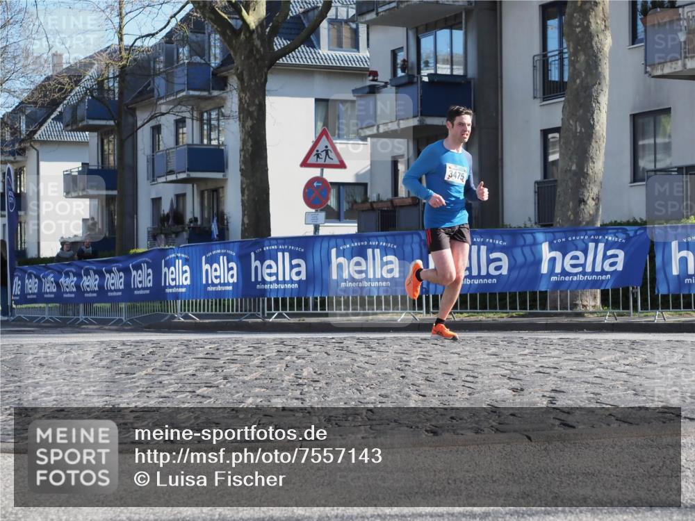 06.04.2025 - 44. Internationalen Wilhelmsburger Insellauf Luisa Fischer http://msf.ph/oto/7557143 06.04.2025 10:15:10 Ziel 3475 meine-sportfotos.de