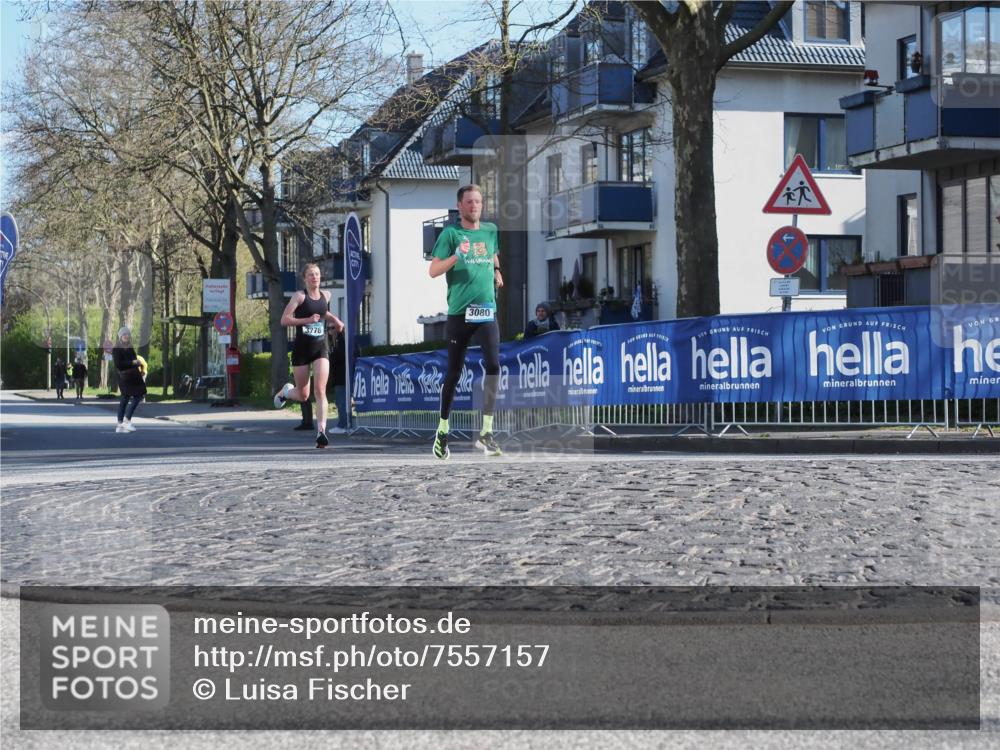 06.04.2025 - 44. Internationalen Wilhelmsburger Insellauf Luisa Fischer http://msf.ph/oto/7557157 06.04.2025 10:15:14 Ziel 3776, 3080 meine-sportfotos.de
