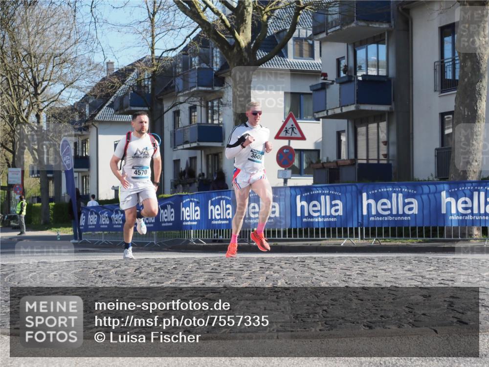 06.04.2025 - 44. Internationalen Wilhelmsburger Insellauf Luisa Fischer http://msf.ph/oto/7557335 06.04.2025 10:16:48 Ziel 4570, 3600 meine-sportfotos.de