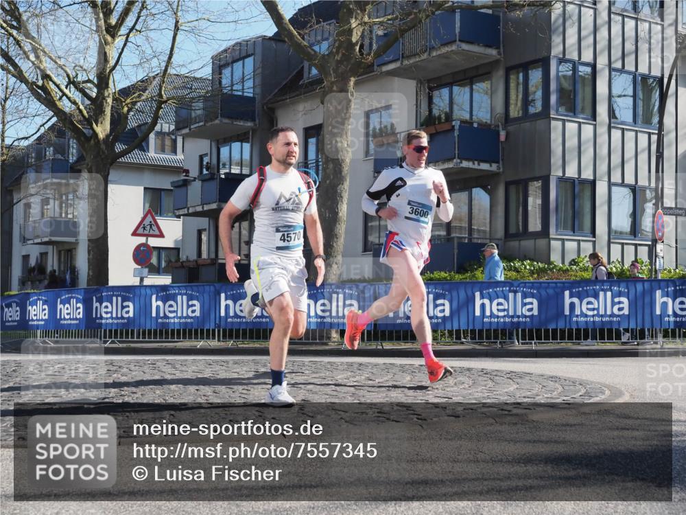 06.04.2025 - 44. Internationalen Wilhelmsburger Insellauf Luisa Fischer http://msf.ph/oto/7557345 06.04.2025 10:16:49 Ziel 3600, 4570 meine-sportfotos.de
