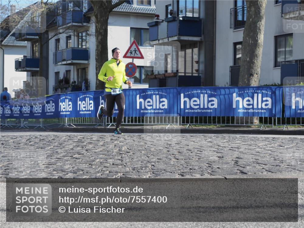 06.04.2025 - 44. Internationalen Wilhelmsburger Insellauf Luisa Fischer http://msf.ph/oto/7557400 06.04.2025 10:17:09 Ziel 4096 meine-sportfotos.de
