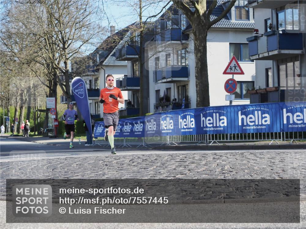 06.04.2025 - 44. Internationalen Wilhelmsburger Insellauf Luisa Fischer http://msf.ph/oto/7557445 06.04.2025 10:17:50 Ziel 3994 meine-sportfotos.de