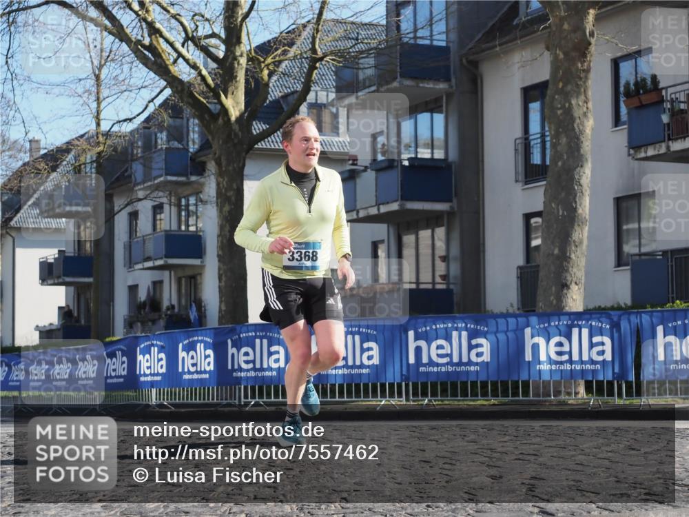 06.04.2025 - 44. Internationalen Wilhelmsburger Insellauf Luisa Fischer http://msf.ph/oto/7557462 06.04.2025 10:18:04 Ziel 3368 meine-sportfotos.de