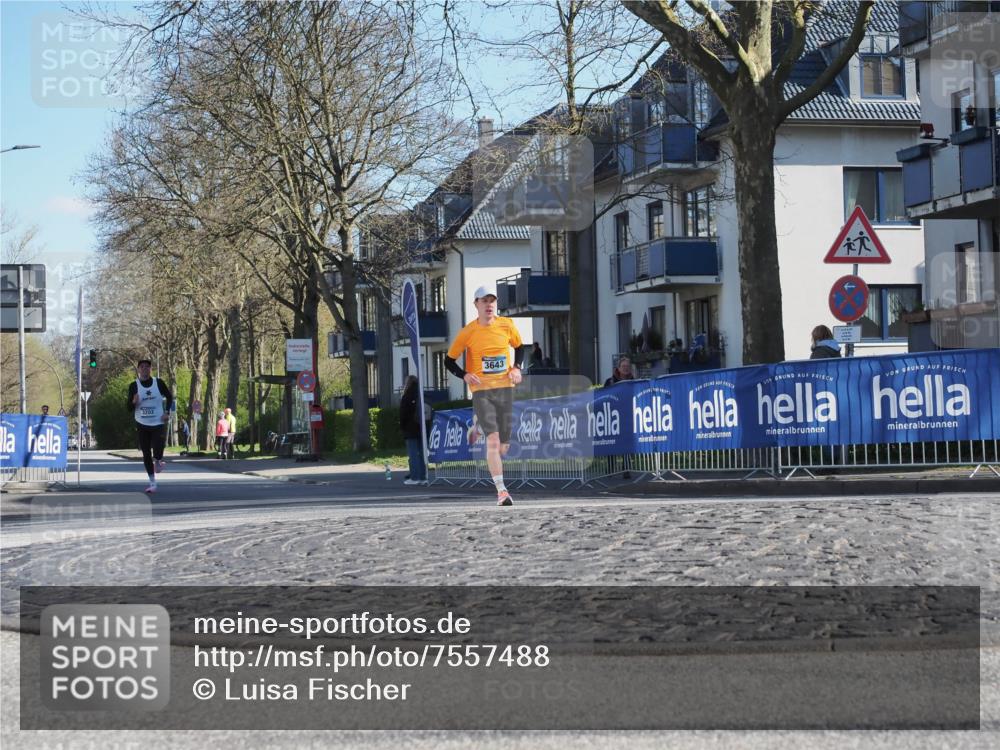 06.04.2025 - 44. Internationalen Wilhelmsburger Insellauf Luisa Fischer http://msf.ph/oto/7557488 06.04.2025 10:18:29 Ziel 3203, 3643 meine-sportfotos.de