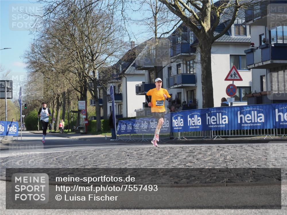 06.04.2025 - 44. Internationalen Wilhelmsburger Insellauf Luisa Fischer http://msf.ph/oto/7557493 06.04.2025 10:18:30 Ziel 3643 meine-sportfotos.de