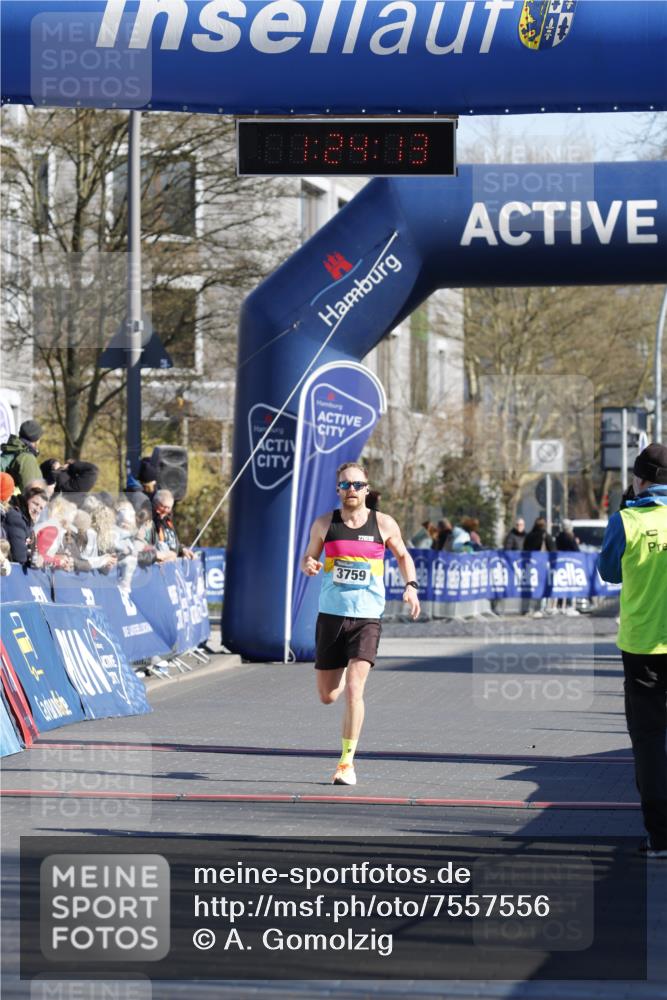 06.04.2025 - 44. Internationalen Wilhelmsburger Insellauf A. Gomolzig http://msf.ph/oto/7557556 06.04.2025 10:14:12 Ziel 3759 meine-sportfotos.de