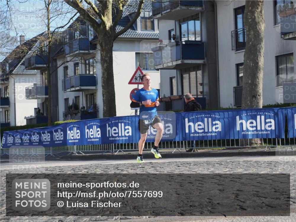 06.04.2025 - 44. Internationalen Wilhelmsburger Insellauf Luisa Fischer http://msf.ph/oto/7557699 06.04.2025 10:20:01 Ziel  meine-sportfotos.de
