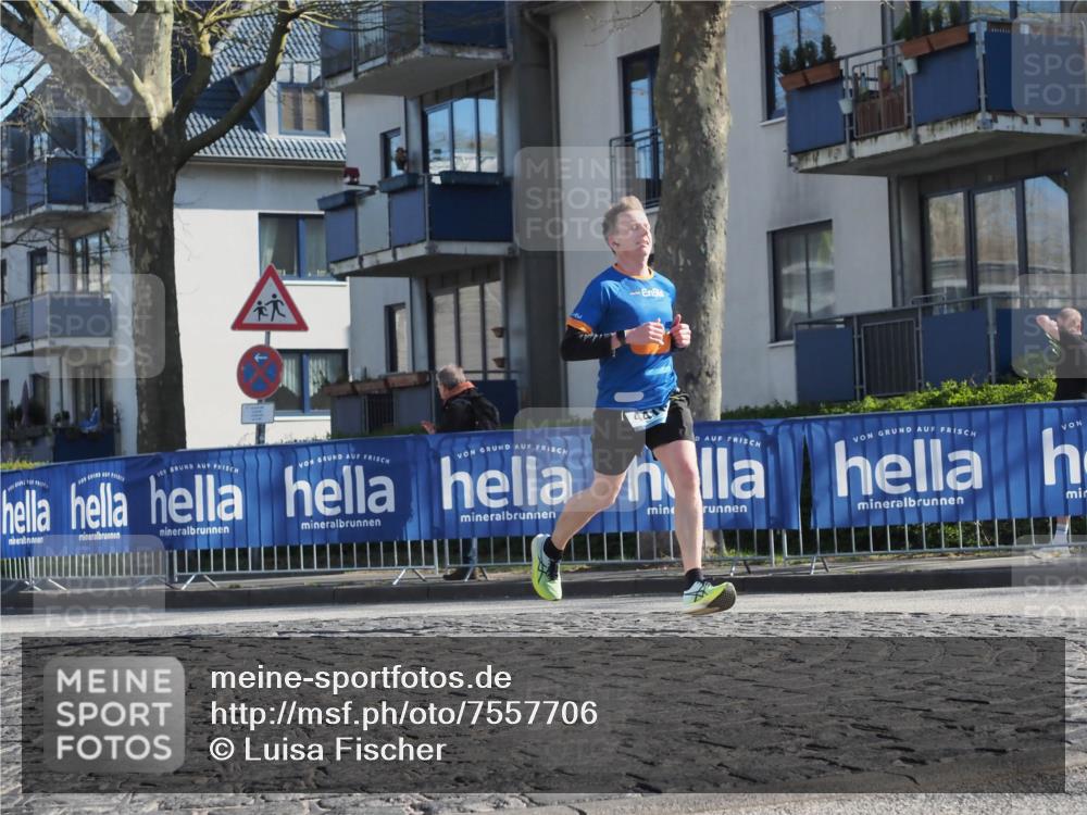 06.04.2025 - 44. Internationalen Wilhelmsburger Insellauf Luisa Fischer http://msf.ph/oto/7557706 06.04.2025 10:20:02 Ziel  meine-sportfotos.de