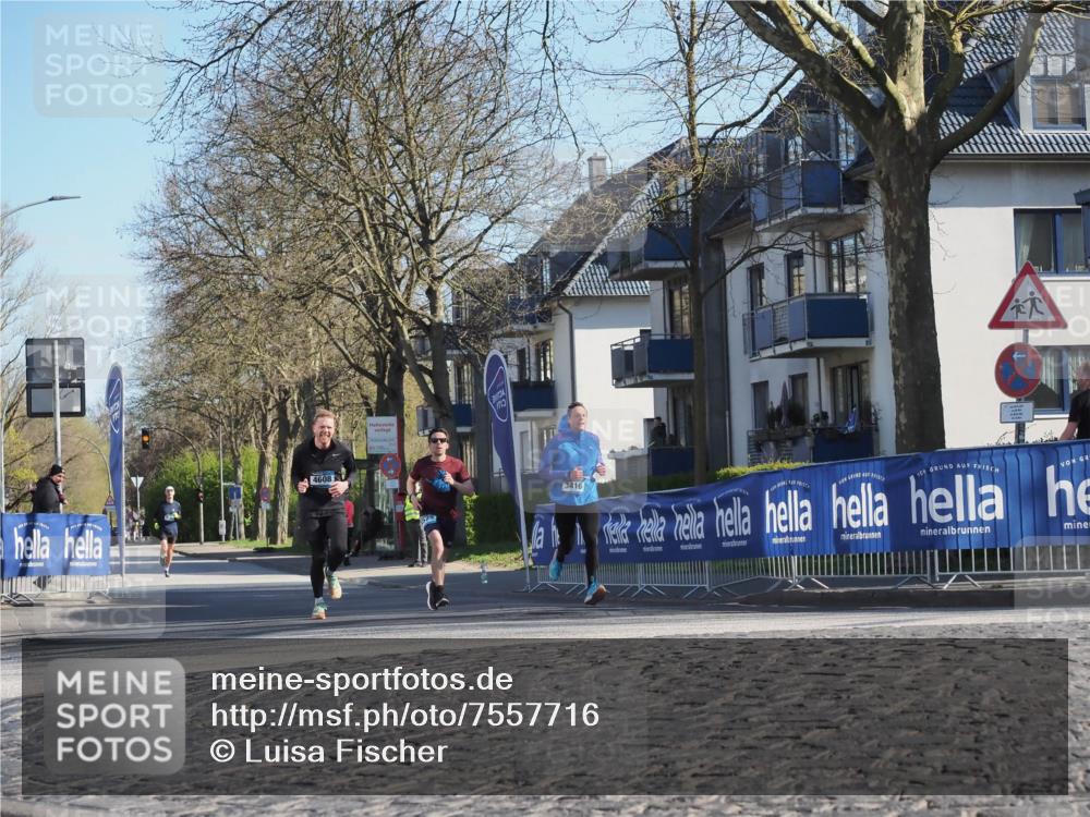 06.04.2025 - 44. Internationalen Wilhelmsburger Insellauf Luisa Fischer http://msf.ph/oto/7557716 06.04.2025 10:20:08 Ziel 4608, 3416 meine-sportfotos.de