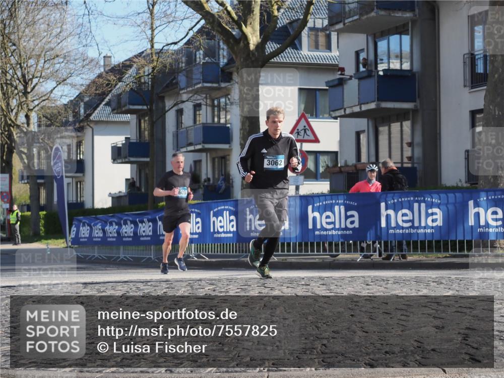 06.04.2025 - 44. Internationalen Wilhelmsburger Insellauf Luisa Fischer http://msf.ph/oto/7557825 06.04.2025 10:20:31 Ziel 609, 3062 meine-sportfotos.de