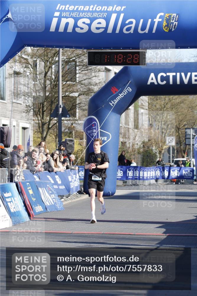 06.04.2025 - 44. Internationalen Wilhelmsburger Insellauf A. Gomolzig http://msf.ph/oto/7557833 06.04.2025 10:08:26 Ziel 4619 meine-sportfotos.de