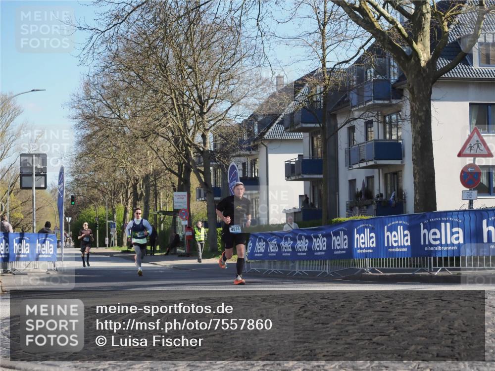 06.04.2025 - 44. Internationalen Wilhelmsburger Insellauf Luisa Fischer http://msf.ph/oto/7557860 06.04.2025 10:20:42 Ziel 201, 4514 meine-sportfotos.de