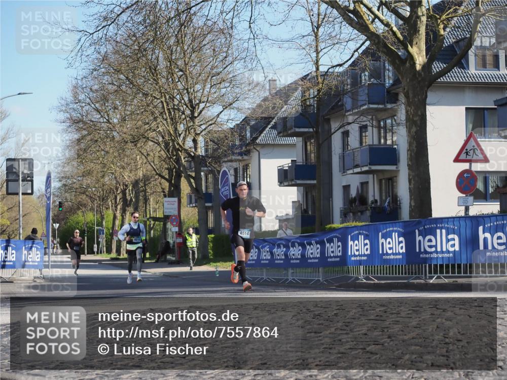 06.04.2025 - 44. Internationalen Wilhelmsburger Insellauf Luisa Fischer http://msf.ph/oto/7557864 06.04.2025 10:20:43 Ziel 4018, 4514 meine-sportfotos.de