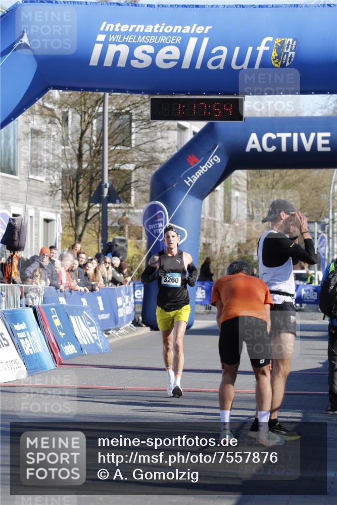 06.04.2025 - 44. Internationalen Wilhelmsburger Insellauf A. Gomolzig http://msf.ph/oto/7557876 06.04.2025 10:07:52 Ziel 3260 meine-sportfotos.de
