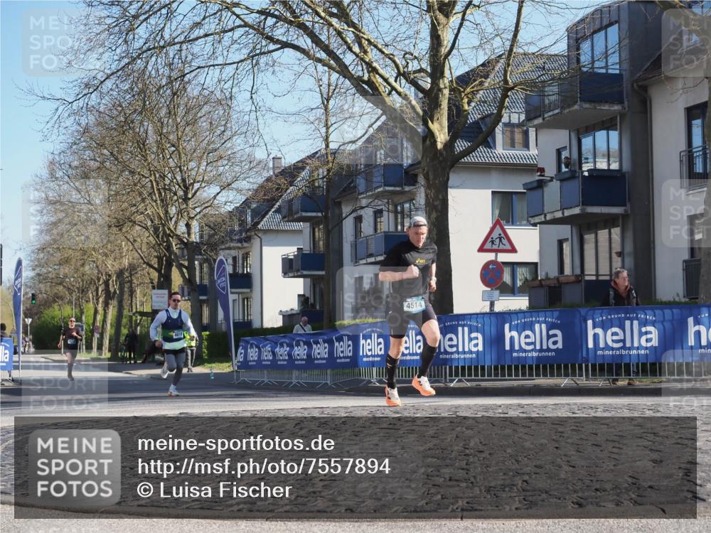 06.04.2025 - 44. Internationalen Wilhelmsburger Insellauf Luisa Fischer http://msf.ph/oto/7557894 06.04.2025 10:20:44 Ziel 4514 meine-sportfotos.de