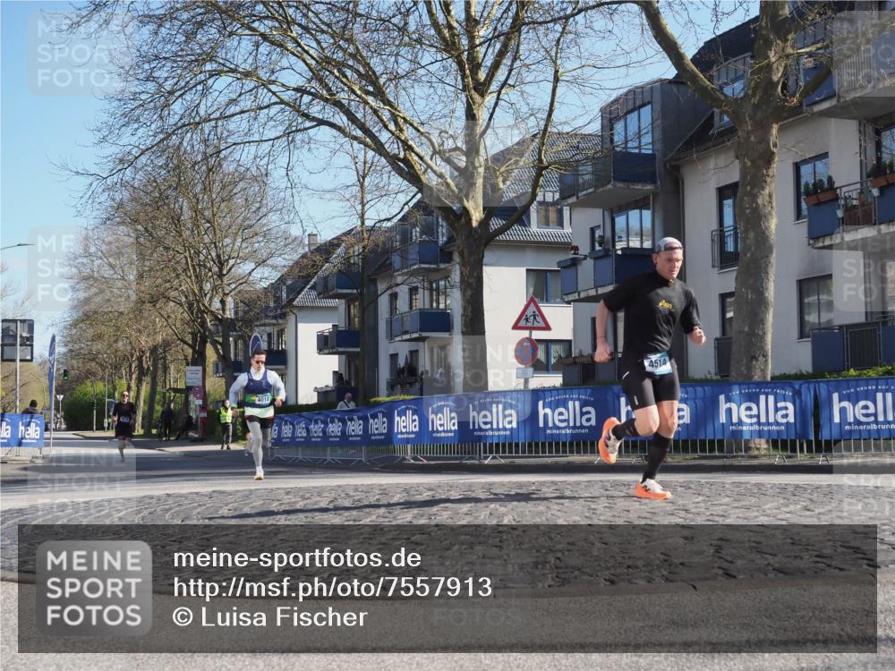 06.04.2025 - 44. Internationalen Wilhelmsburger Insellauf Luisa Fischer http://msf.ph/oto/7557913 06.04.2025 10:20:45 Ziel 4018, 4514 meine-sportfotos.de