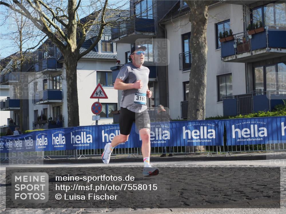 06.04.2025 - 44. Internationalen Wilhelmsburger Insellauf Luisa Fischer http://msf.ph/oto/7558015 06.04.2025 10:21:16 Ziel 3161 meine-sportfotos.de