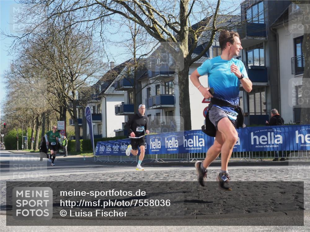 06.04.2025 - 44. Internationalen Wilhelmsburger Insellauf Luisa Fischer http://msf.ph/oto/7558036 06.04.2025 10:21:22 Ziel 3598 meine-sportfotos.de