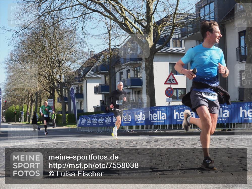 06.04.2025 - 44. Internationalen Wilhelmsburger Insellauf Luisa Fischer http://msf.ph/oto/7558038 06.04.2025 10:21:22 Ziel 3598, 3469, 3572 meine-sportfotos.de