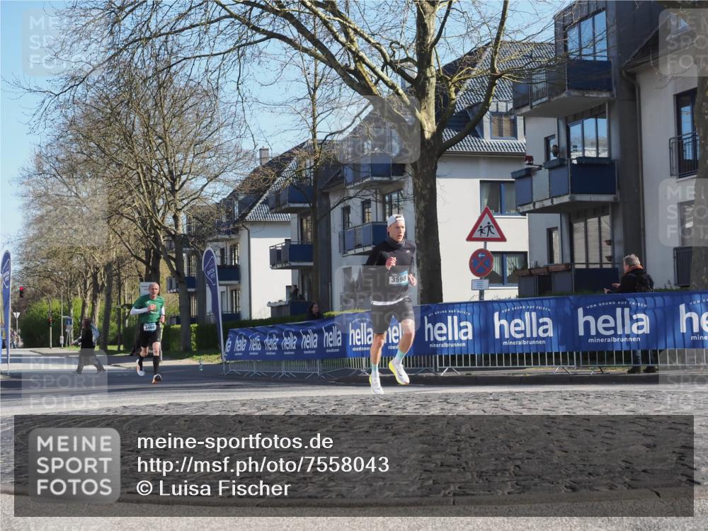 06.04.2025 - 44. Internationalen Wilhelmsburger Insellauf Luisa Fischer http://msf.ph/oto/7558043 06.04.2025 10:21:23 Ziel 3598, 3469 meine-sportfotos.de
