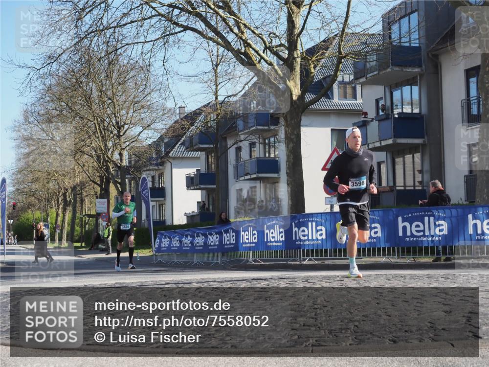 06.04.2025 - 44. Internationalen Wilhelmsburger Insellauf Luisa Fischer http://msf.ph/oto/7558052 06.04.2025 10:21:23 Ziel 3598, 3469 meine-sportfotos.de