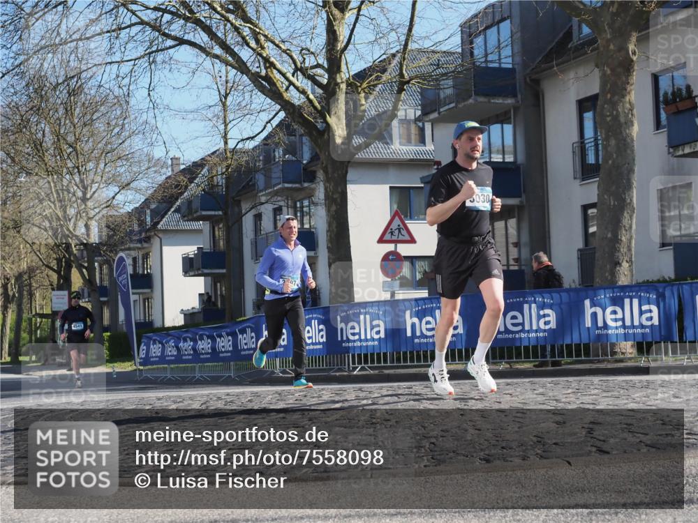 06.04.2025 - 44. Internationalen Wilhelmsburger Insellauf Luisa Fischer http://msf.ph/oto/7558098 06.04.2025 10:21:49 Ziel 4541, 5030 meine-sportfotos.de