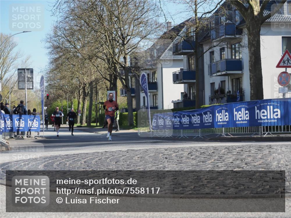 06.04.2025 - 44. Internationalen Wilhelmsburger Insellauf Luisa Fischer http://msf.ph/oto/7558117 06.04.2025 10:22:02 Ziel 4548, 459 meine-sportfotos.de