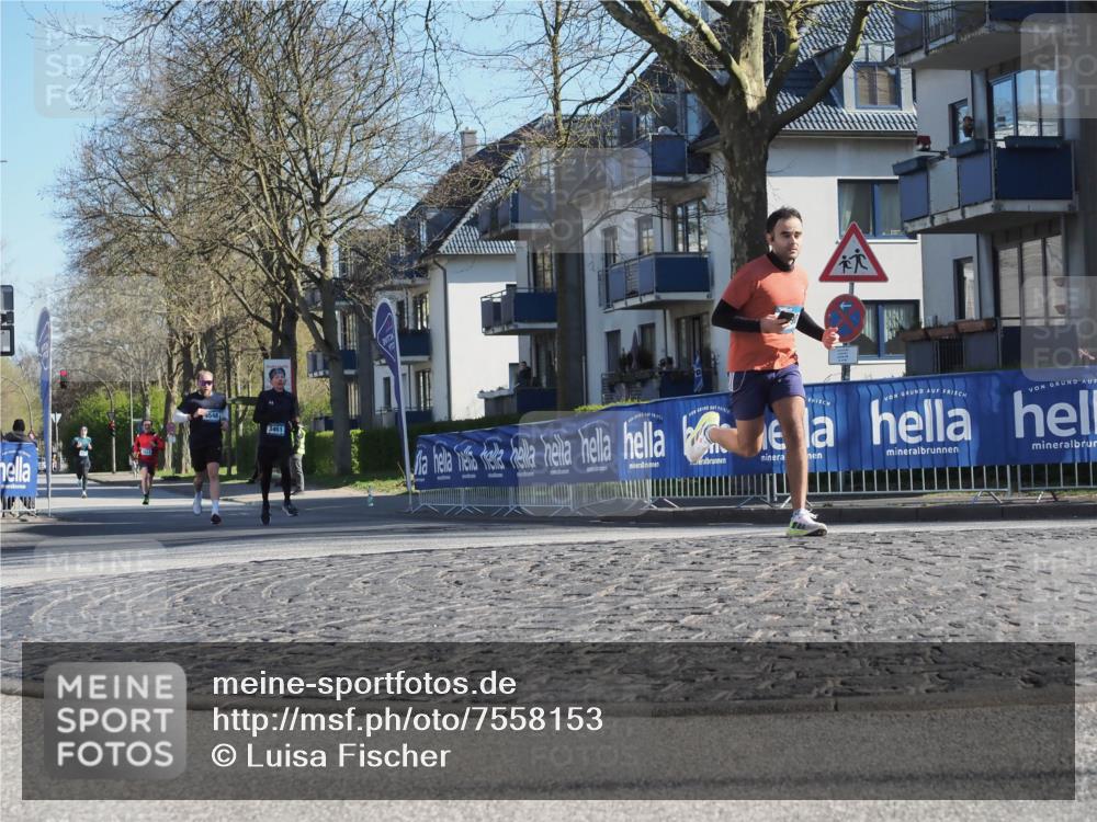 06.04.2025 - 44. Internationalen Wilhelmsburger Insellauf Luisa Fischer http://msf.ph/oto/7558153 06.04.2025 10:22:05 Ziel 548, 3461 meine-sportfotos.de