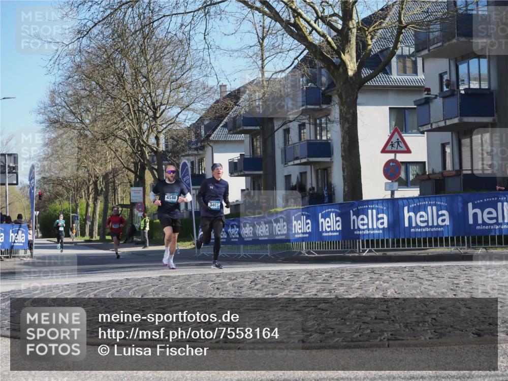 06.04.2025 - 44. Internationalen Wilhelmsburger Insellauf Luisa Fischer http://msf.ph/oto/7558164 06.04.2025 10:22:07 Ziel 4548, 3461 meine-sportfotos.de
