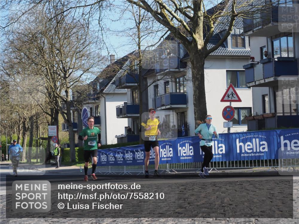 06.04.2025 - 44. Internationalen Wilhelmsburger Insellauf Luisa Fischer http://msf.ph/oto/7558210 06.04.2025 10:22:36 Ziel 3020, 3185 meine-sportfotos.de
