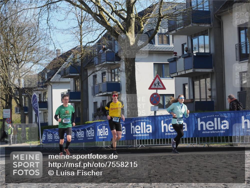 06.04.2025 - 44. Internationalen Wilhelmsburger Insellauf Luisa Fischer http://msf.ph/oto/7558215 06.04.2025 10:22:36 Ziel 3020, 3185, 4378 meine-sportfotos.de