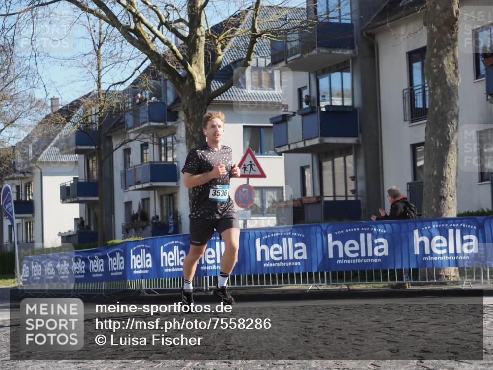 06.04.2025 - 44. Internationalen Wilhelmsburger Insellauf Luisa Fischer http://msf.ph/oto/7558286 06.04.2025 10:23:12 Ziel 3536 meine-sportfotos.de