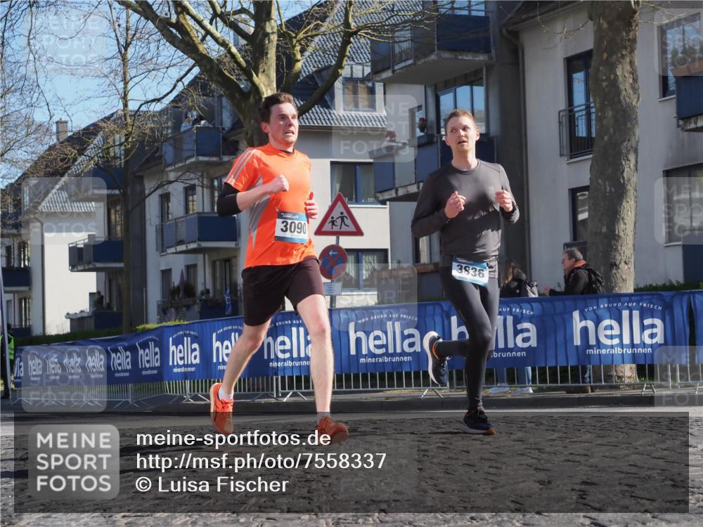 06.04.2025 - 44. Internationalen Wilhelmsburger Insellauf Luisa Fischer http://msf.ph/oto/7558337 06.04.2025 10:23:40 Ziel 3090, 3836 meine-sportfotos.de